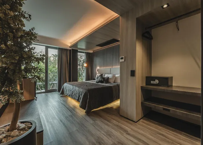 Hotel Casa Kavia 4*